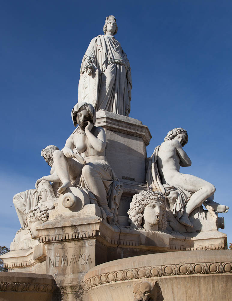 Nimes Statue